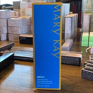 Mary Kay subtle tanning lotion